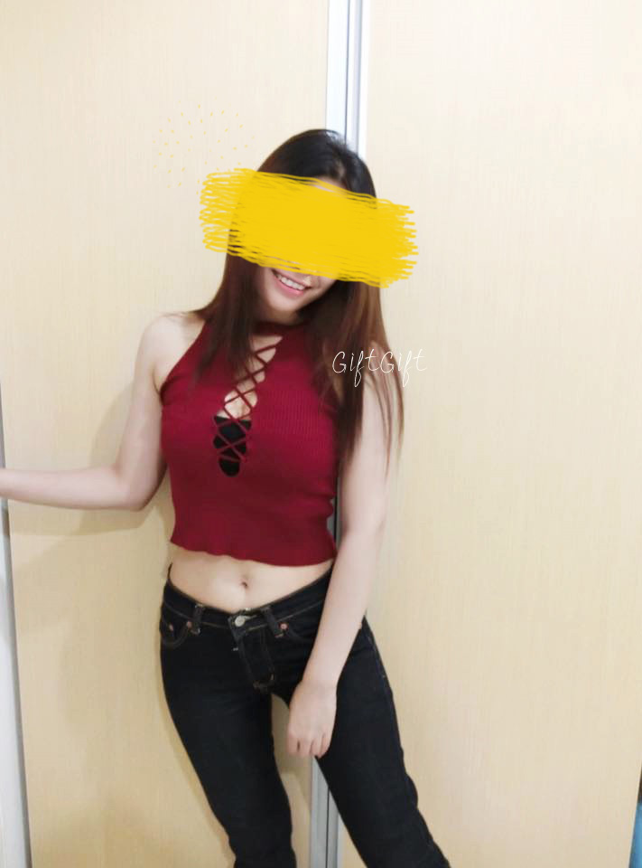 M28F26's tweet photo. ใครจะไปคิดว่าเด็กผญใสๆคนนี้ ตอนนี้จะมานอนให้คนอื่นรุมเยดต่อหน้าแฟนอมของคนอื่นแตกปากกลื่นลงคอต่อหน้าแฟน
#แตกในใส่หี #เมียร่าน #รุมเย็ด #สวิงกิ้งกทม #นัดเย็ดกทม #คู่ไม่แลก #รุมเมีย https://t.co/KetbWo5WHq
