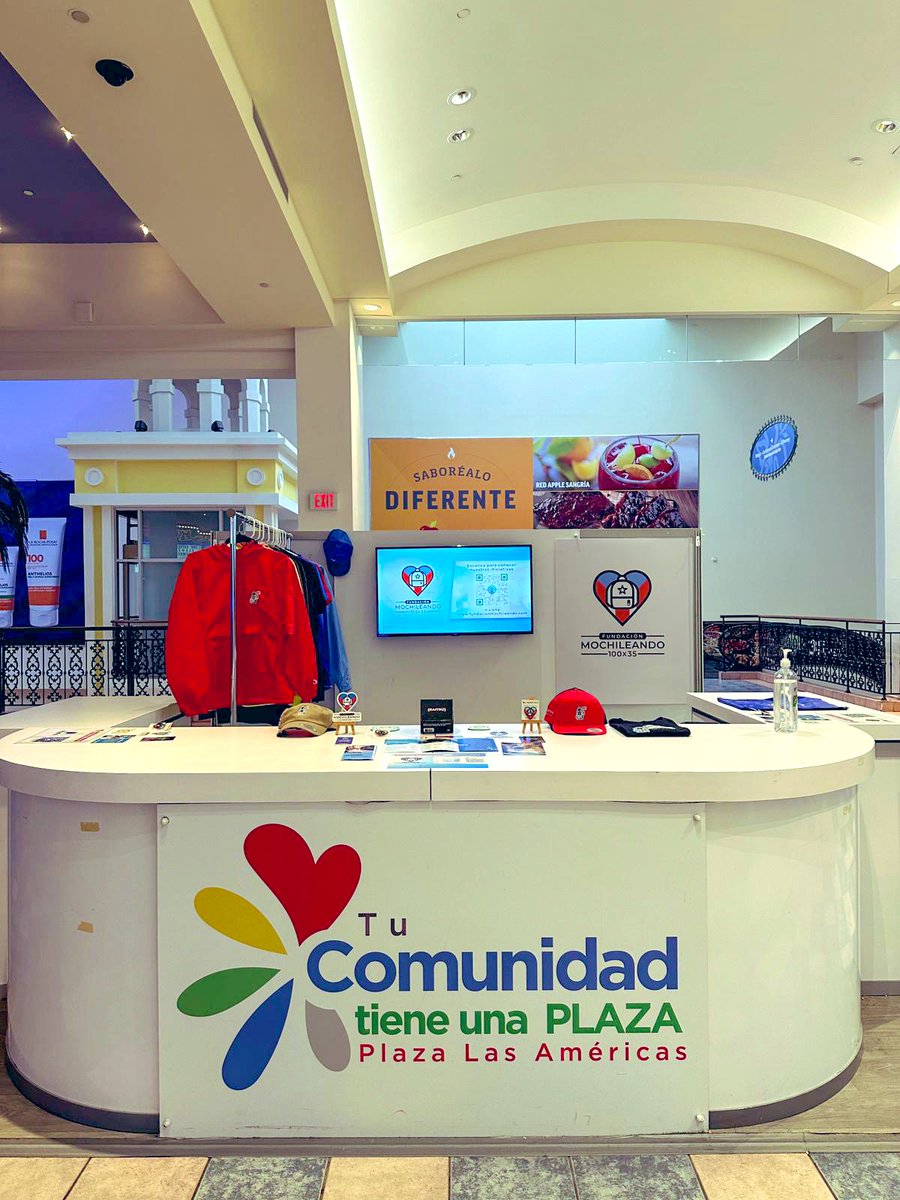 Si van a Plaza las Américas esta semana visiten la tienda de la Fundación Mochileando frente a los cines. El 100% de las ganancias van dirigidas a nuestros proyectos de reconstrucción, sociales y educativos en Puerto Rico, Tanzania, &amp; Rwanda. 🫶🏽
