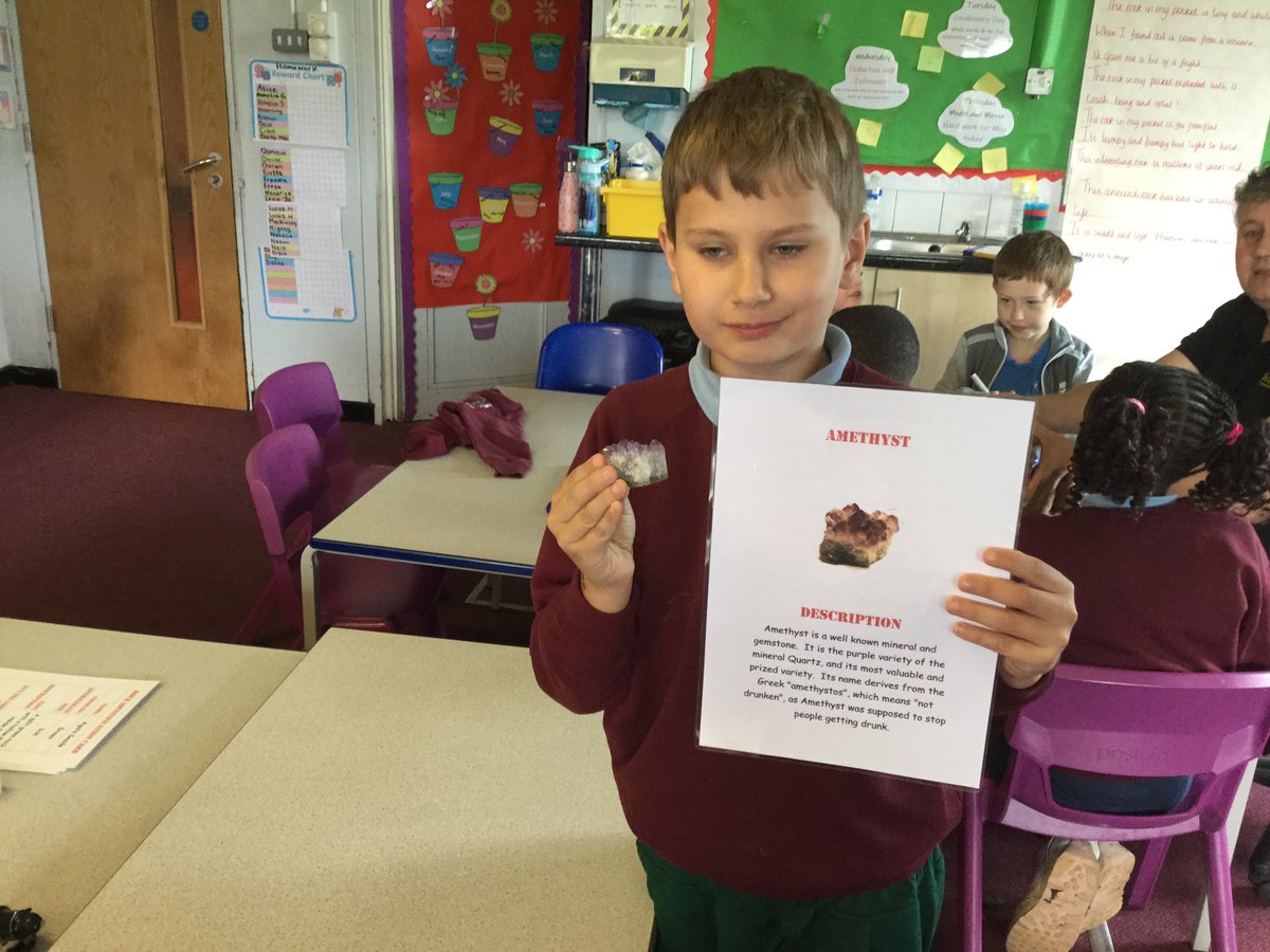 Year3HolyFamily's tweet photo. We enjoyed our fossil workshop this morning! https://t.co/rWFoUVEgUN
