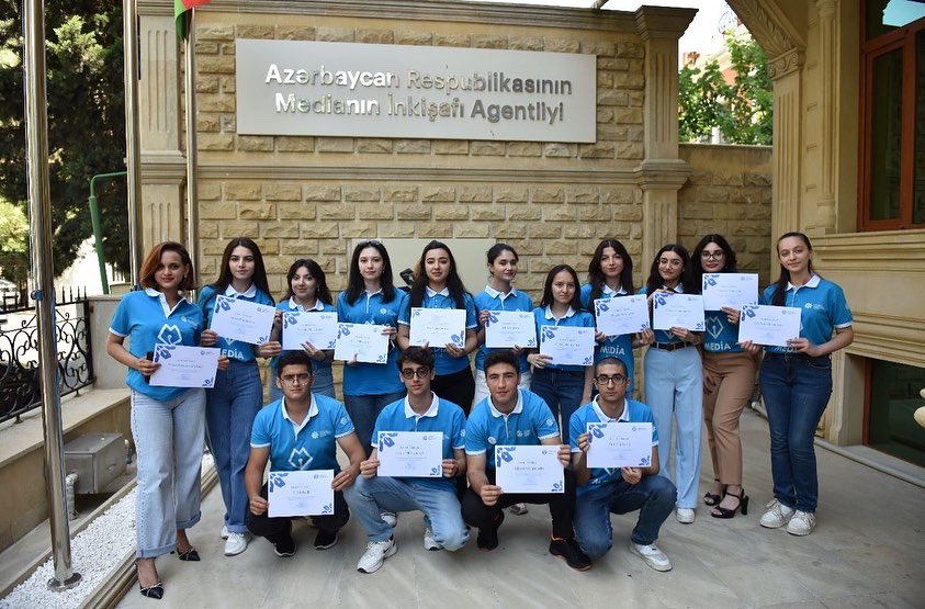 MediaGovAz's tweet image. The fourth volunteer program of the Media Development Agency of the Republic of Azerbaijan has been successfully completed.

#MEDIA #MEDIAvolunteers #volunteerprogram #volunteers