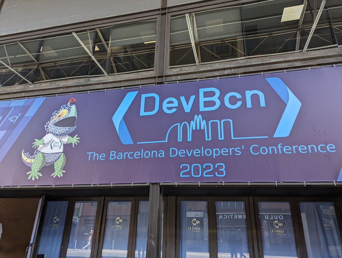 IsaacRFDev's tweet image. Second day of #devBcn23 ✨