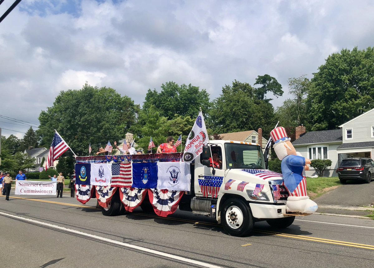 NPMS_MsRobertsn's tweet photo. Celebrating Independence Day the North Plainfield way and honoring our veterans https://t.co/M6taLeZf0r