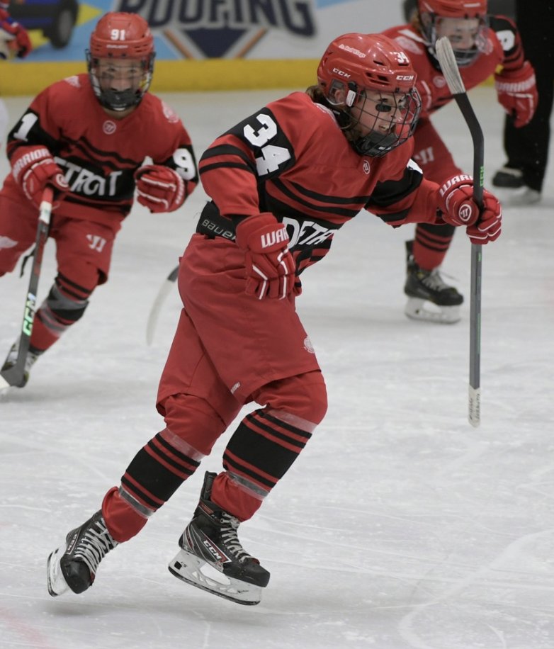 The Brick 2023     

DET JR Red Wings > Western Selects (5-2)

DET: Cameron Coombe (4 goals)
WEST:  Kasen Pusateri, Harrison Cook (2A each)

Cameron Coombe is as good as advertised...six goals in two games.

Pic: Coombe

#BrickHockey