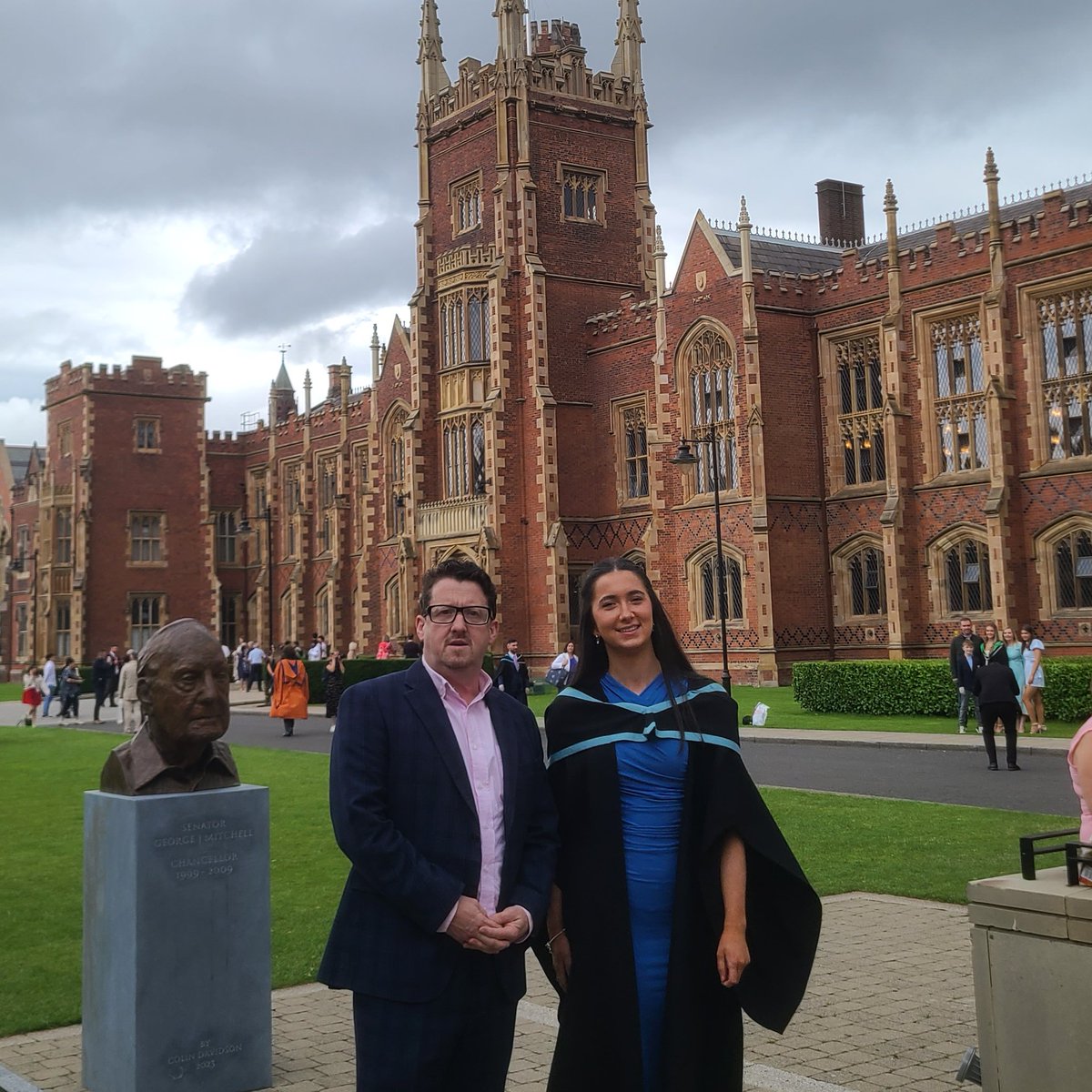 Seanofthesouth's tweet photo. My eldest Riley... Thats One down three to go....

The #GoodFridayGeneration💚

@QUBelfast https://t.co/ykDl8AsJVZ