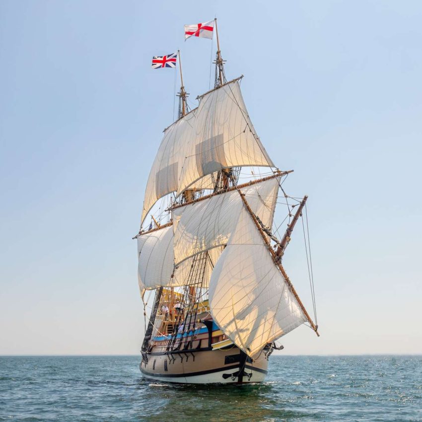 AmericanRoadMag's tweet photo. See the Plymouth Rock or hop aboard the Mayflower II at State Pier, both in Pilgrim Memorial State Park, Plymouth, MA. Image: See Plymouth MA https://t.co/AzGiMuUFFm