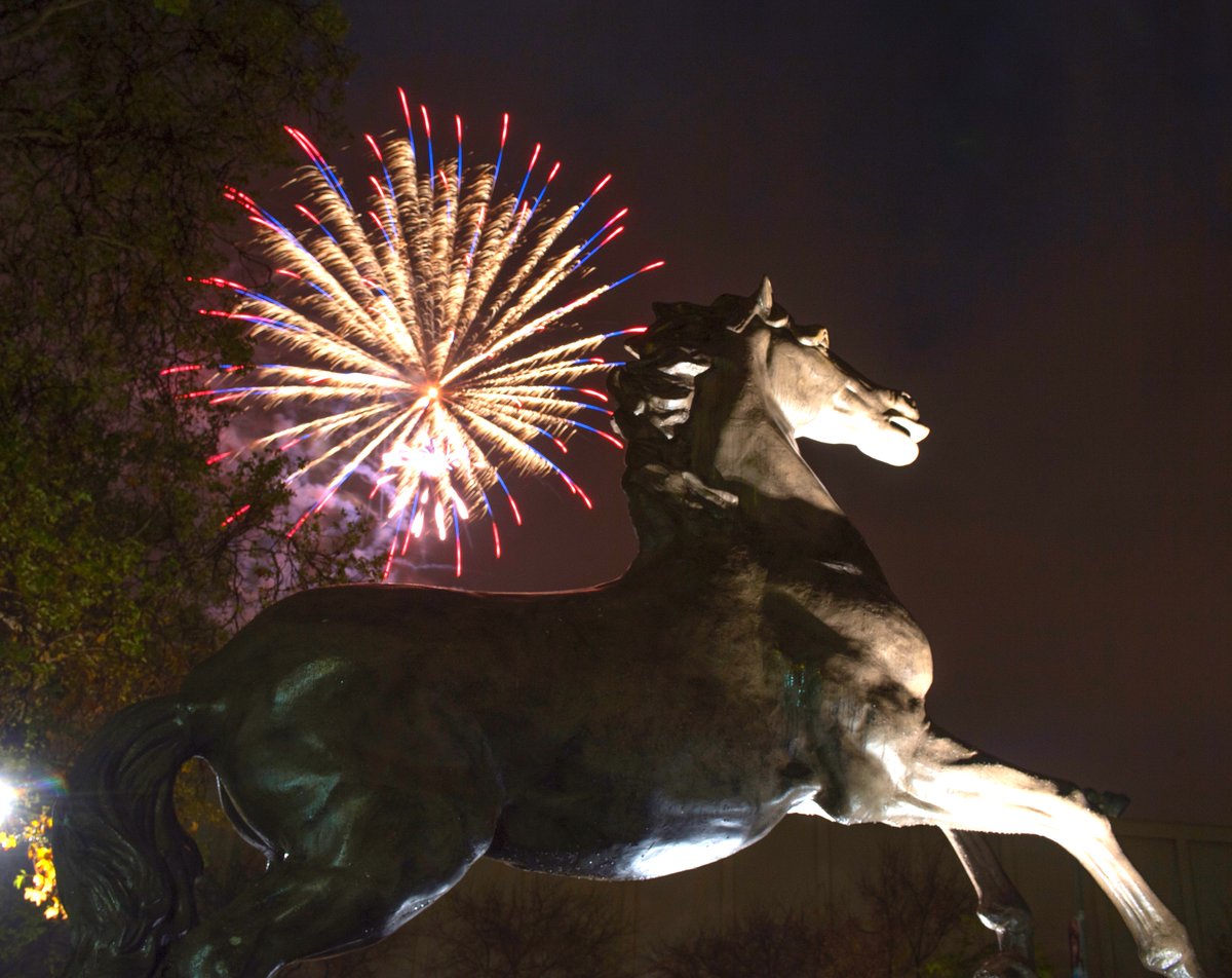 calpolypomona's tweet image. Happy #IndependenceDay from CPP! 🎆 🐎
In observance of the holiday, campus will be closed Tuesday, July 4.