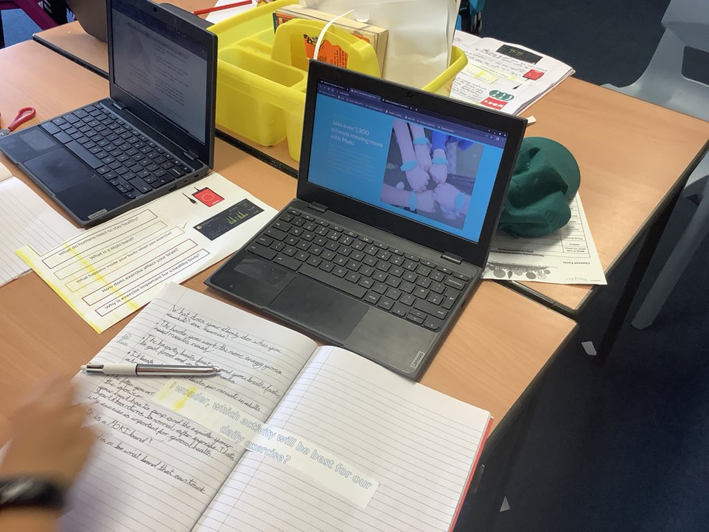 llanrhidianp's tweet photo. What are the benefits of using Moki bands in school? 
- Inspires a healthy lifestyle 
- Real life data analysis 
- Improved concentration 
#LlanPryCop #LlanSTEM #LlanDCF #LlanSci #LlanHealth https://t.co/exUj7eveiM