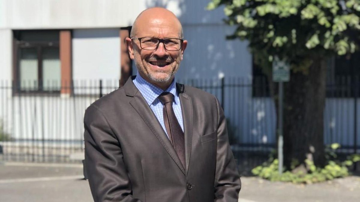 LyceeStanislasW's tweet photo. Pour notre retour voici une declaration de notre proviseur <<J'espère que vous avez réussi votre bac et je vous souhaite plein de réussite pour votre avenir .>>

Voilà toute l'équipe vous souhaite de la réussite dans vos études , bonne journée à tous https://t.co/uOy7Kd4erP