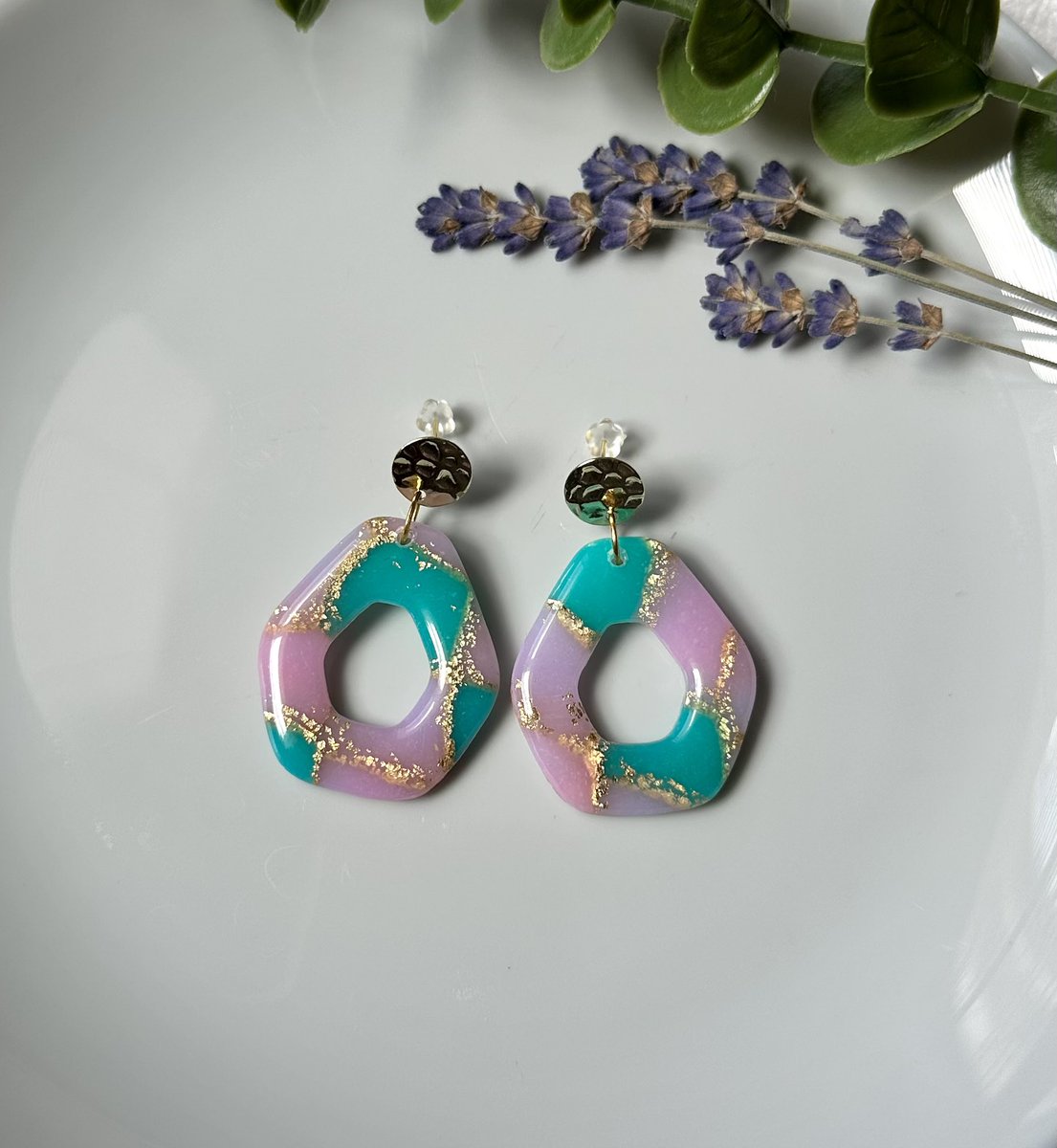 good morning! can I get at least 2 orders today? 🥺🤍 it would help out a lot! 🫶🏾 link belowwww