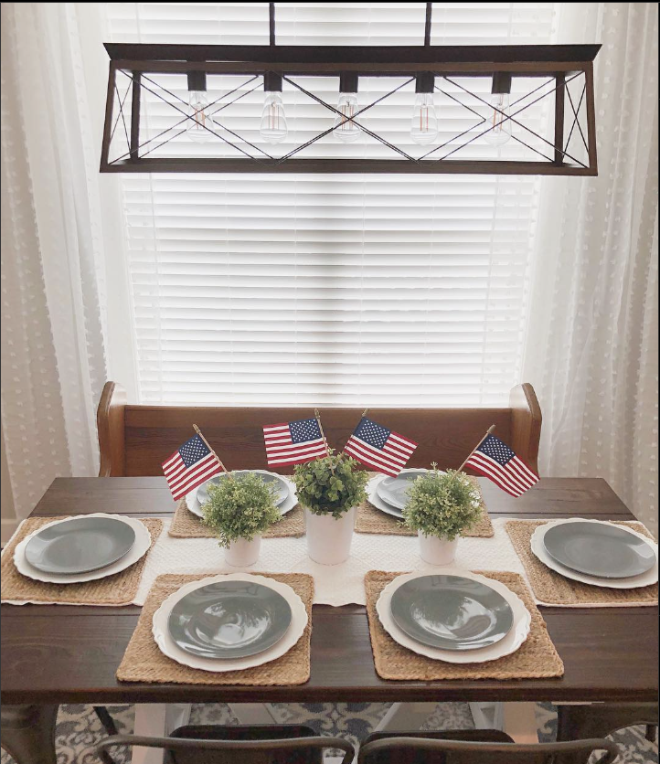 ProgressLtg's tweet photo. Happy 4th of July! 🇺🇸 Our Briarwood pendant highlights the patriotic decor of Jess Vick's dining room. Check out our link below for more. Enjoy the holiday! 
https://t.co/ki6npWrxVJ
#progresslighting #IndependenceDay #Happy4thofJuly #interiordesign https://t.co/URXjF6fb8F