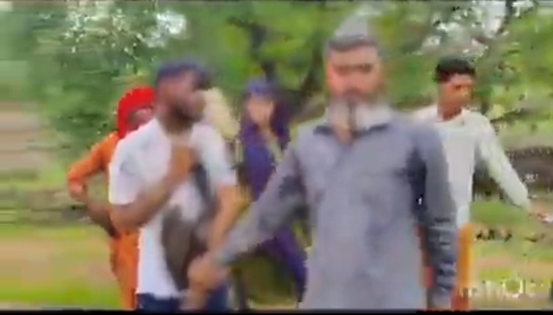 Incognito_qfs's tweet photo. Two separate incidents from Madhya Pradesh -

Incident 1: Pravesh Shukla urinated on a tribal youth.

Incident 2: Ajmat Khan, Vakil Khan, Arif Khan, Shahid Khan, Islam Khan, Rahisha Bano and Saina Bano blackened the face of two Dalit men & forced them to wear shoe garland & then paraded them in the area.

You won't hear much about the 2nd incident despite the fact that it happened earlier. It is because the criminals in 2nd incident are muslims. So, Bhim Army & Alleged Fact Checkers skipped the 2nd incident.

Punishment should be same for everyone for similar type of crime. Bulldozer sab ke ghar pe chalna chahiye.