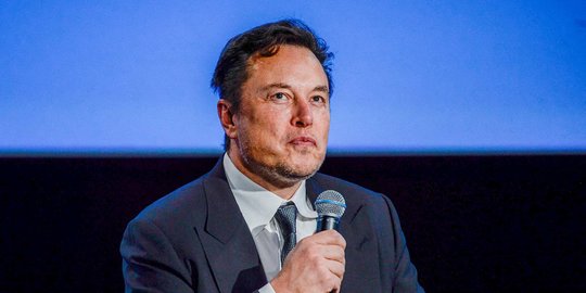 sarf50053's tweet photo. Ternyata Elon Musk Menang Mutlak atas Mark Zuckerberg dari Sisi Ini https://t.co/6WoB6g7a9N https://t.co/vD1VvCvoNz