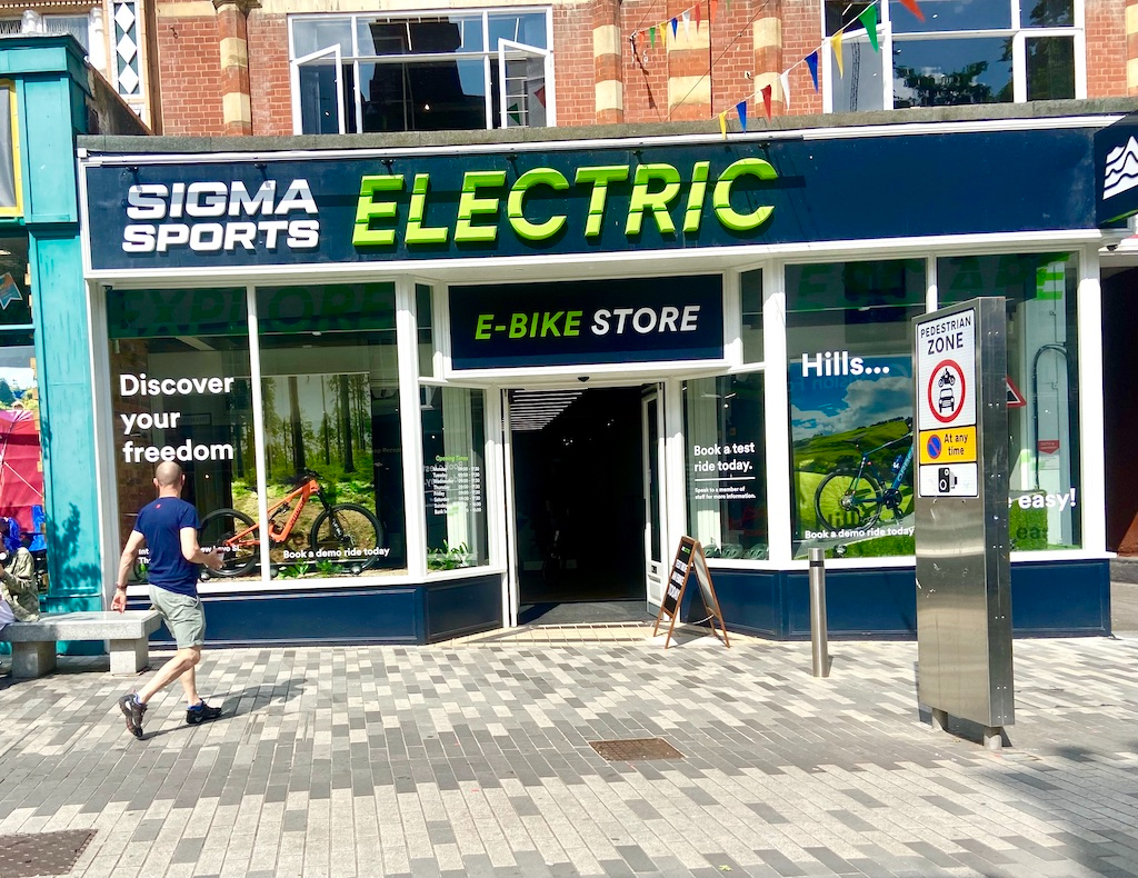 @cycleshow (@cycleshow) on Twitter photo Walk this way. The <a href="/sigmasports/">Sigma Sports</a> e-bike specialist store in Kingston goes on the road to Hampton Court and Goodwood.
cycleshow.co.uk/branded-sigma-… Walk this way. The <a href="/sigmasports/">Sigma Sports</a> e-bike specialist store in Kingston goes on the road to Hampton Court and Goodwood.
cycleshow.co.uk/branded-sigma-…