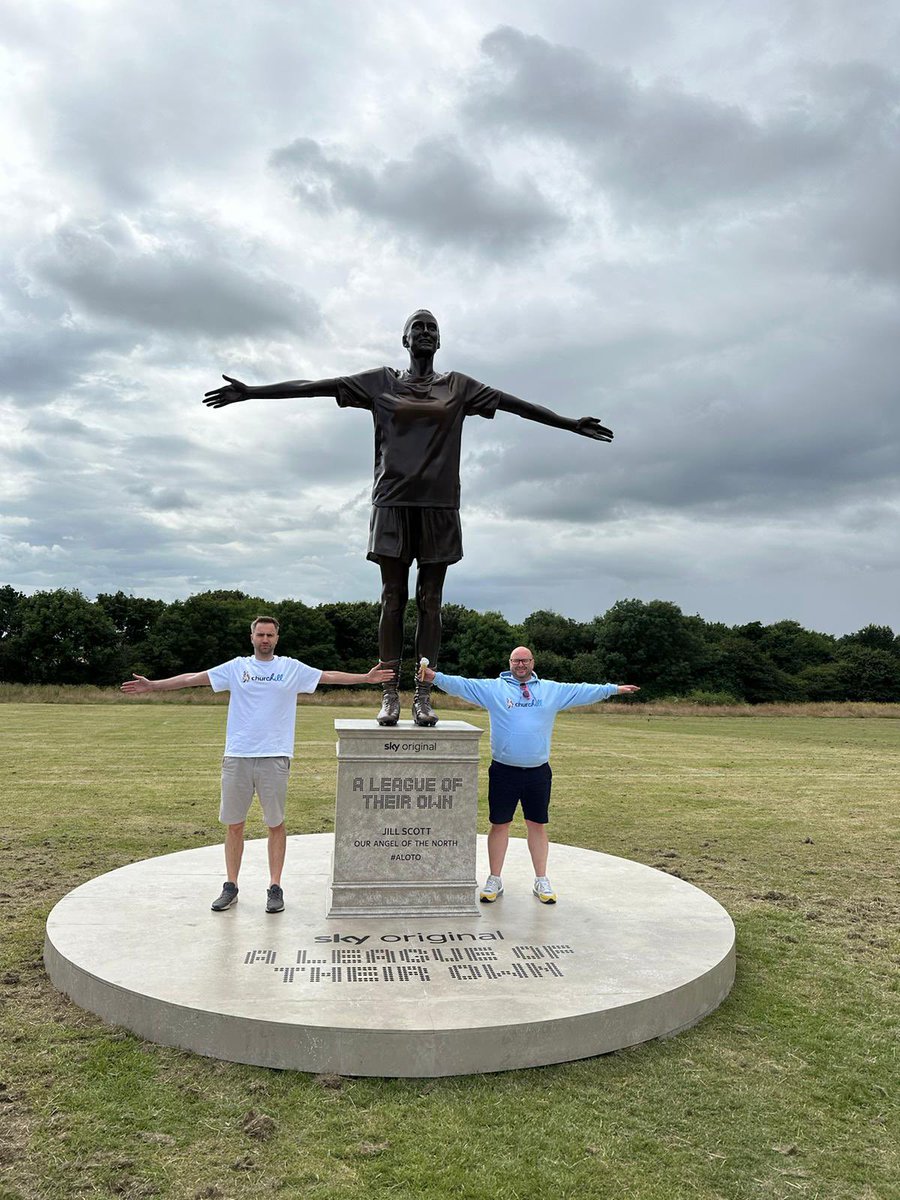 MagicSteve28's tweet image. Checkpoint 2 @rally_ev completed @Fastned Washington with a top up courtesy of Paua. Switched to another #ev newbie @_Greg_Pyle from NIG so is keen to test out the #tesla.He is also a local lad so has been taking us on the scenic route.

#evrally #netzero #collaboration #CP2