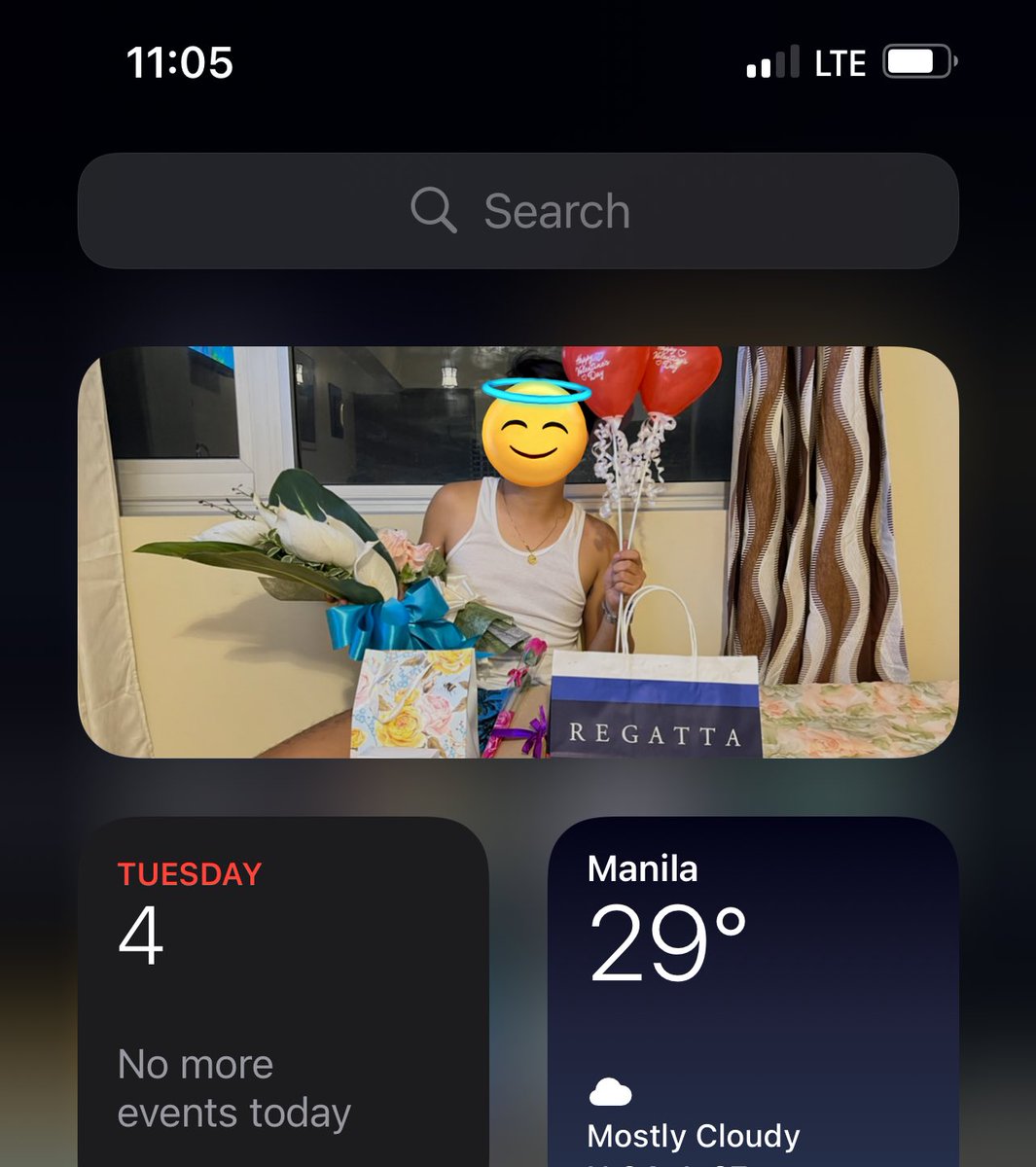 johnnyybravooo_'s tweet image. Nakatawa ko sauna kay sweet man diay ko no? Avida pa. 😂 

Kining iphone kay murag tala maka hinumdom tas atong mga kagahapon. 

#3Weeks 😅