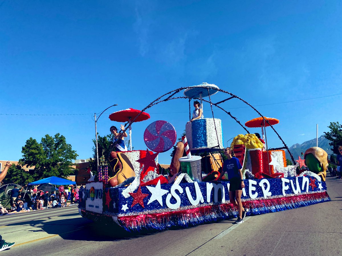 The floats at the Grand Parade in Provo are INCREDIBLE! The fun is just getting started 🇺🇸 @fox13