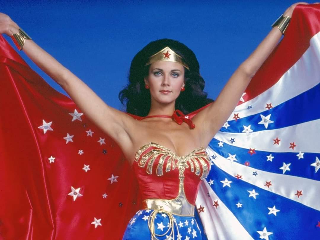 Happy July 4th from a true national treasure! @RealLyndaCarter 😘❤️🇺🇸 #WonderWoman #nationaltreasure #july4th #JulyFourth #IndependenceDay