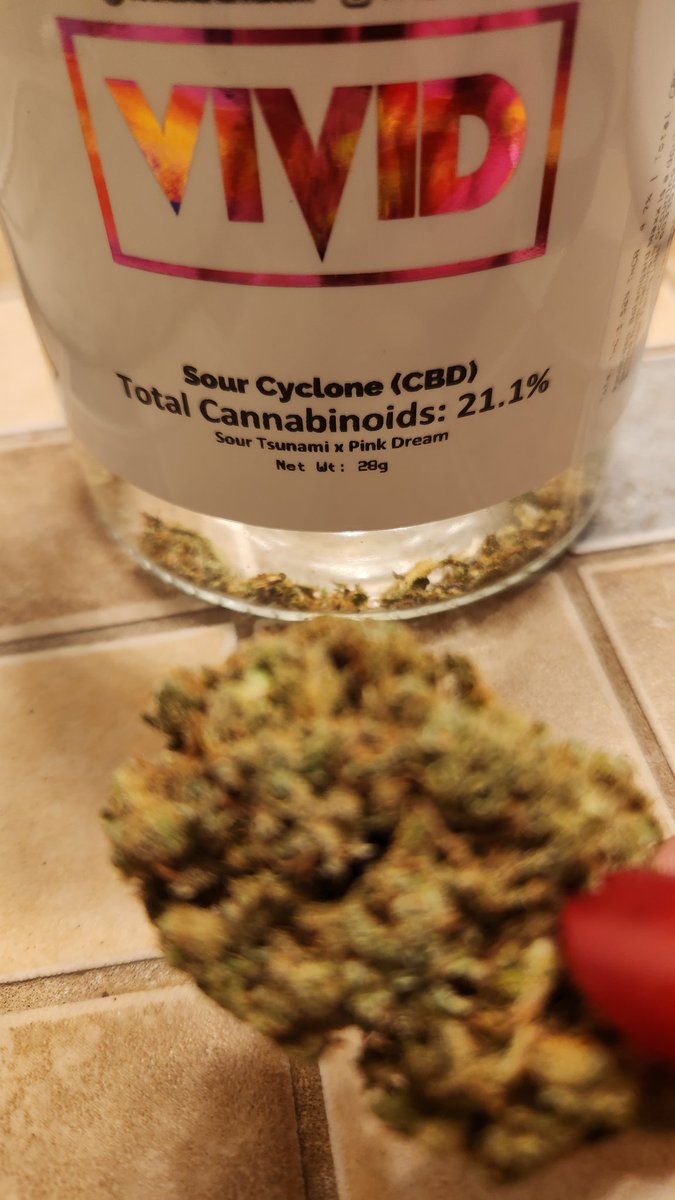 🌿Sour Cyclone • Cbd 

 Almost out of my most precious commodity #cbdflower a crucial staple in my daily #painrelief ! 🍃

#CBD #cbdlife #herbalremedy
#Weedislife
#cannabisculture
#Mmemberville