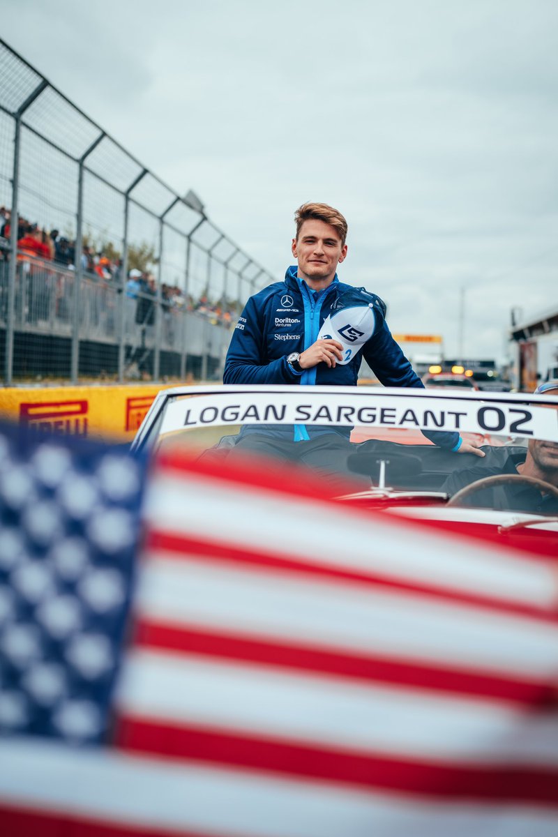 LoganSargeant's tweet photo. Happy 4th of July 🇺🇸❤️🤍💙 https://t.co/exOIQV94Dr