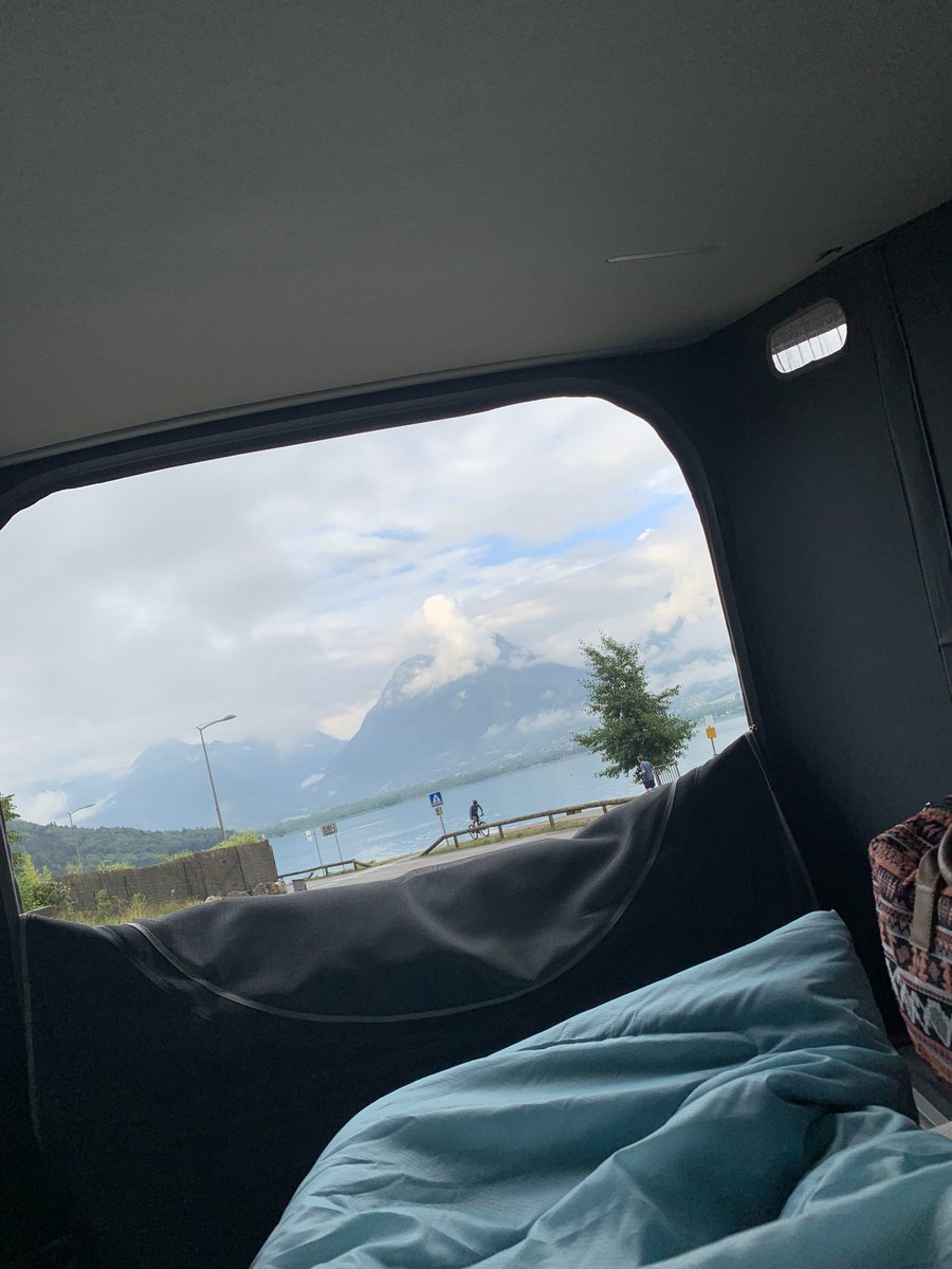 Emiiiilie_'s tweet photo. Last 4 days, I did a ride in a van, from Bretagne To Annecy, a cross the France I realised a dream, since Wild this type of moments. They repare you.❤️ @CherylStrayed I need to Share this with you 😘 

#Lacannecy #WildLife #NatureLovers https://t.co/riE5sL46rl