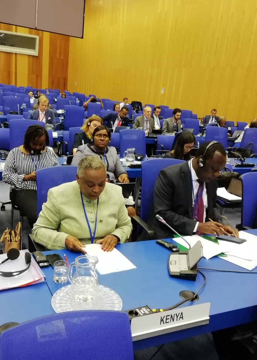 Day-2 of IDB!
Today #G77 &amp; #China disclosed its views on multiple agenda items providing guidelines &amp; support to #UNIDO’s work.
Amb. Holger F. Martinsen <a href="/ARGenViena/">Argentina en Viena</a>
Amb. Vasco M. Samupofu <a href="/NamibianEmbassy/">Namibia PM Vienna</a>
Amb. Mary W. Mugwanja <a href="/KenyaEmbVienna/">Kenya Embassy/Permanent Mission Vienna</a> 

Statements👉tinyurl.com/G77-IDB-2Day