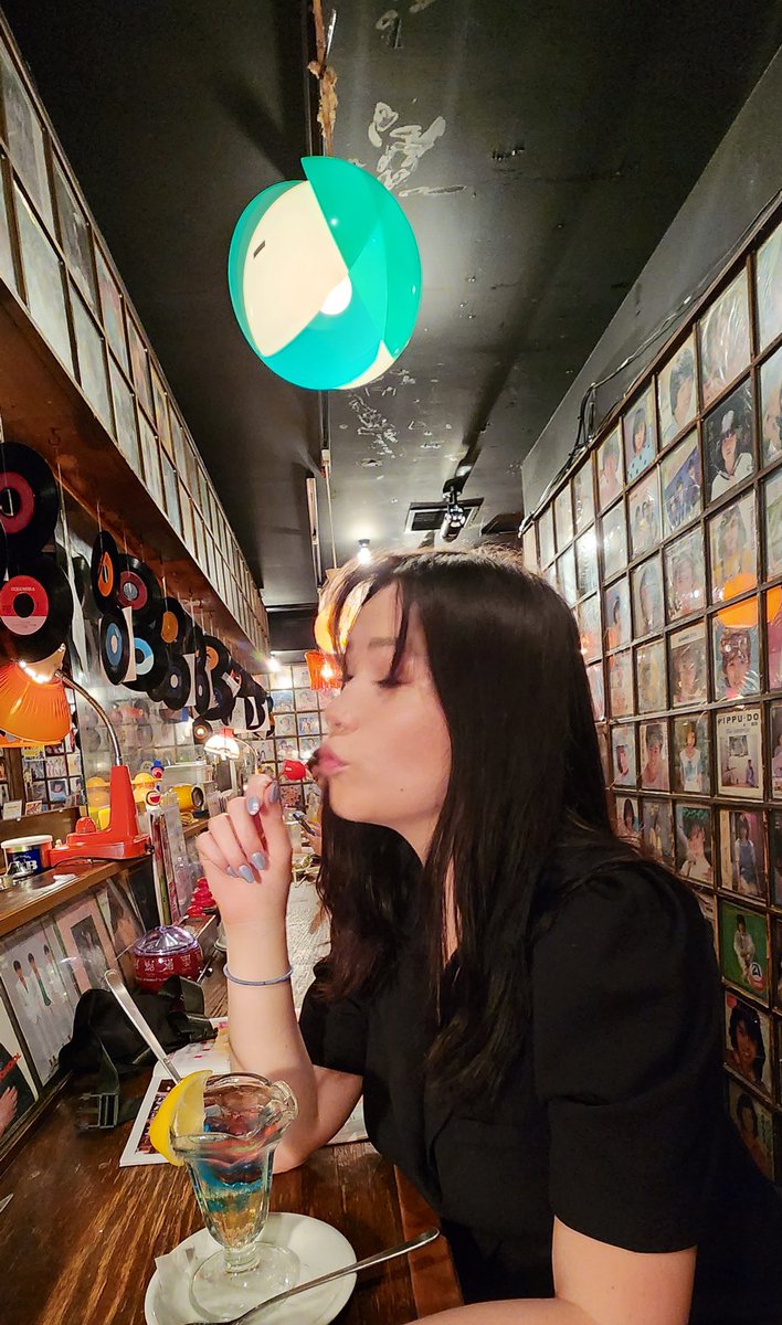 Retro izakayas are where it’s at 👀✨💕