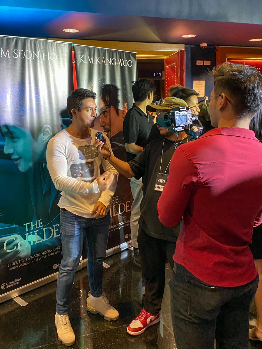 Attended a red carpet premiere night of #TheChilde last night @ Bonifacio High Street Cinemas. 

A very entertaining, intensed and jampacked action movie also there were funny moments, too. 😄

Highly recommended to watch! 

Congrats Direk @RealFlorido