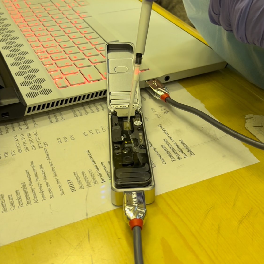 AYakov23's tweet photo. We ran @nanopore #MinION training to help build local infectious disease surveillance capacity in Odesa and Kyiv, Ukraine -  together with our team we generated the first set of publicly available Ukrainian HCV genomes - on GenBank! @AnnaKov1988 @TanyaVasylyeva @allianceforph https://t.co/QpNSl0R8zm