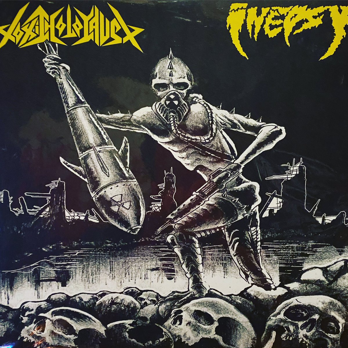 UguisuWhatsUp's tweet photo. 鶯谷ワッツアップ
オープン( ^ω^ )
お待ちしてます🤘
#toxicholocaust #inepsy #thrashmetal #crossoverthrash #metalpunk #vinyl #record #rockbar #鶯谷 https://t.co/quk78FPYzF