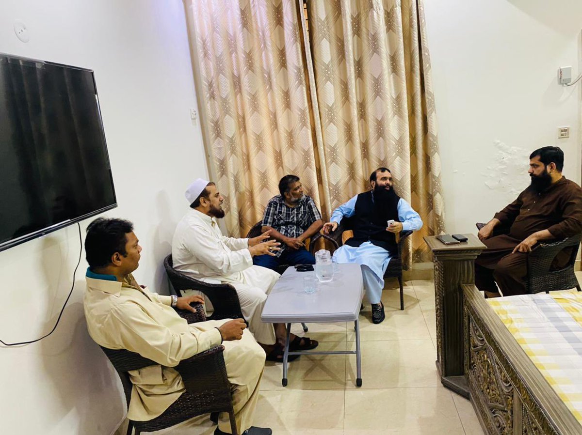 Khalid_Naik_'s tweet image. امیدوار برائے قومی اسمبلی این اے 127 خالد نیک گجر کے ہمراہ حافظ عاصم چوھدری - عبداللہ گجر - حافظ عبدالوھاب گجر نے حلقہ کی عوام کے مسائل سنے اور سیاسی معاملات پر گفتگو کی.
.
#NA127Candidate #ElectionIssues #PoliticalTalks #ListeningToPeople #PoliticalDiscussions #PublicConcerns