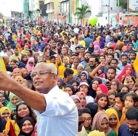 RiseMaldive's tweet photo. ރައީސުލްޖުމްހޫރިއްޔާ އިބްރާހީމް މުހައްމަދު ޞާލިހުއަށް ދެވަނަ ދައުރެއް ދޭންޖެހޭ.
#Ibu2023 #Heyoverikan
#MDP #MDP2023
#MyShareToMyCountry 
#MDPKuriah #IbuAgain 
#OurChoice #JazeeraRaajje https://t.co/syj7JYCElq