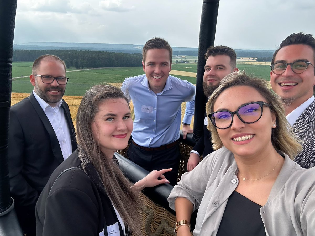 Kutaylab's tweet photo. 30.06.2023 Cuma Günü Buechenbach, Almanya- Memmert GmbH + Co. KG  tesislerindeki 90.Yıl Kutlaması'na İthalat Müdürümüz Ece ISEN  şirketimizi temsilen katıldı. Bu büyük ailenin bir ferdi olmakla gurur duyuyoruz.
Nice Yıllara !
#kutay #kutaylaboratuar #memmert #memmertfamily https://t.co/y3cCsYPWdT