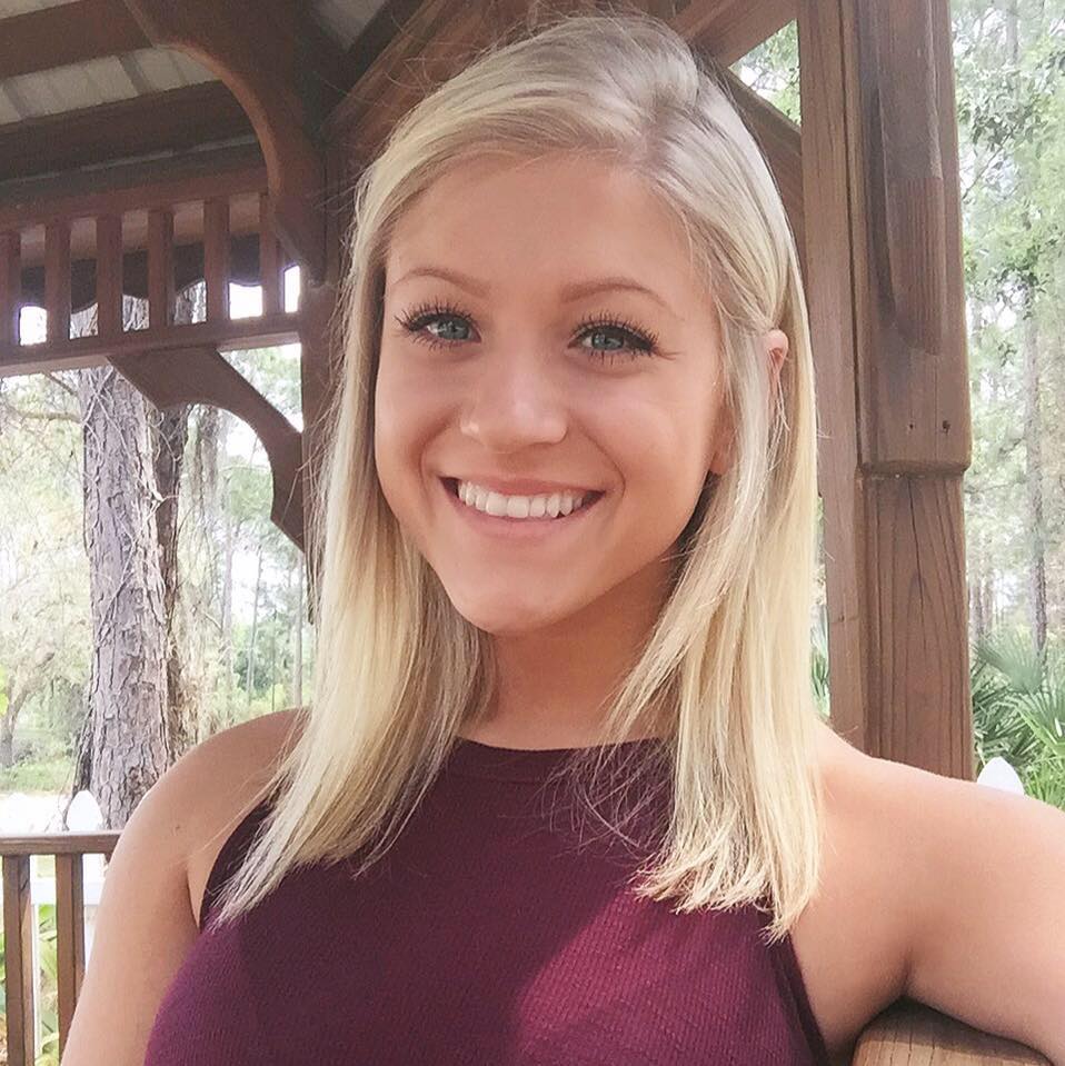 drewharwell's tweet photo. New: @ericareport became one of the most consistently viral liberal accounts on Twitter. Only problem: She's probably fake. Her account was suspended after we asked Twitter workers about it. Doesn't this kind of rage baiting make you angry? RT if you agree https://t.co/FpvfW1vUS9 https://t.co/BQdn5oimzh