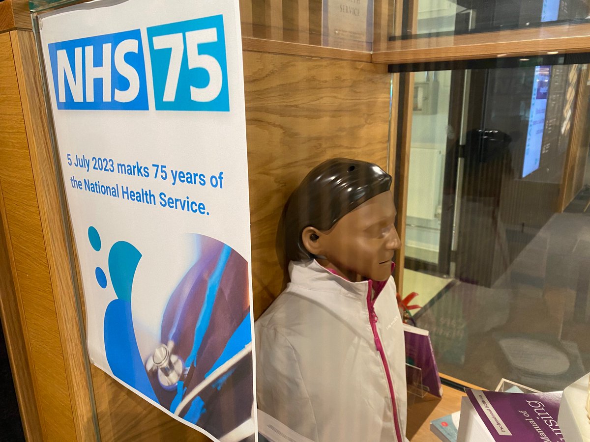 5 July 2023 marks 75 years of the National Health Service. The first health system to be available to all, free at the point of delivery.

We celebrate #NHS75 with a display of items kindly on loan from our wonderful <a href="/NursingRoe/">RoeNursing</a> Dept! 

<a href="/RoehamptonUni/">Uni of Roehampton</a> <a href="/RoehamptonSU/">Roehampton SU</a>