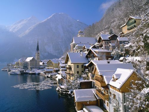 realfoxd's tweet photo. Halstatt, Austria #Halstatt #Austria https://t.co/oUF6p72gm4 https://t.co/vZnDA3NE0c