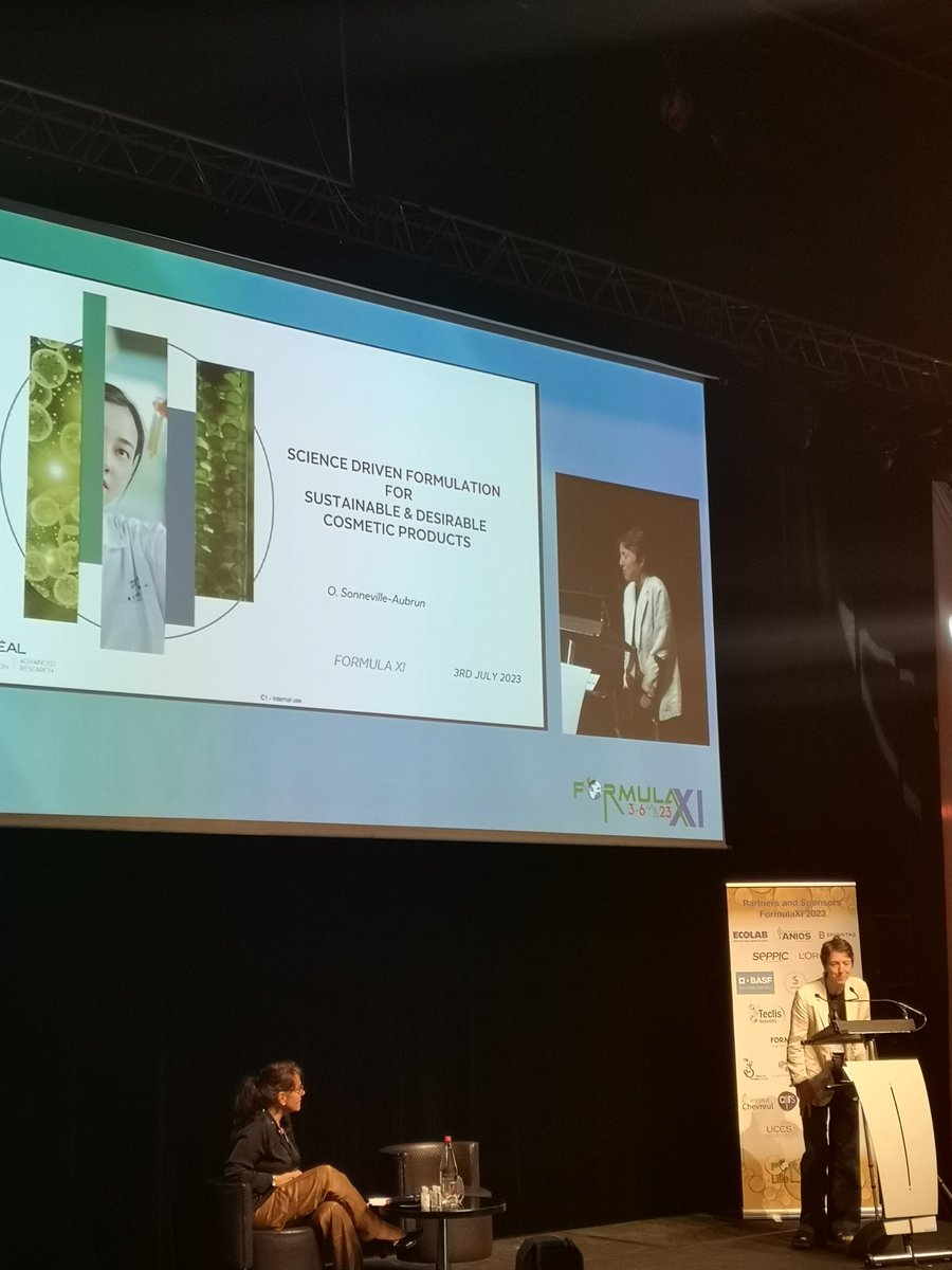 Formula_XI's tweet photo. Since yesterday #FormulaXI is officially open!!!! @univ_lille @Centralelille @FranceChimie @UCCS_8181. The first conference was done by Odile Aubrun from @lorealparisfr https://t.co/lU62LeXe93