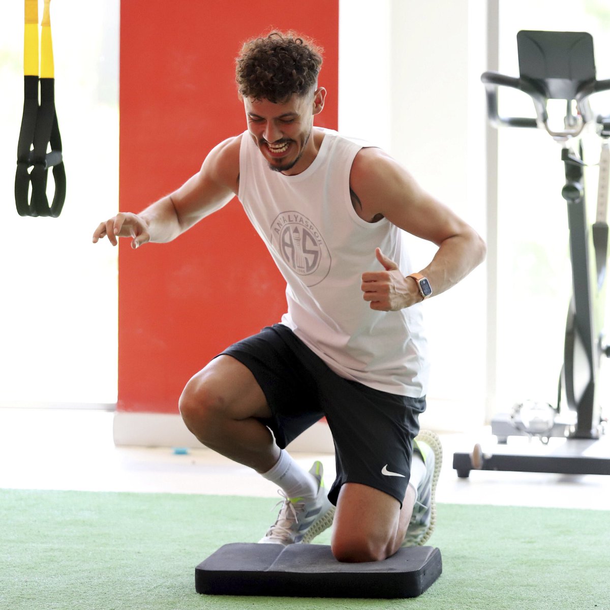 Antalyaspor's tweet photo. 🏋🏻‍♂️ Takımımız, sabah saatlerinde fitness salonunda yaptığı antrenmanla Burdur kampı öncesi Antalya'daki son çalışmasını tamamladı.

#FraportTAVAntalyaspor
#HerŞeyAntalyasporİçin https://t.co/WfttM8jeO9