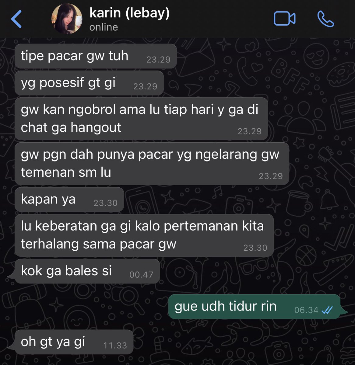 outoftimed's tweet photo. hidup lagi banyak drama dan temen lo karina (makin drama)

a kariselle few tweets au by outoftimed https://t.co/0R0kFsJ1cG