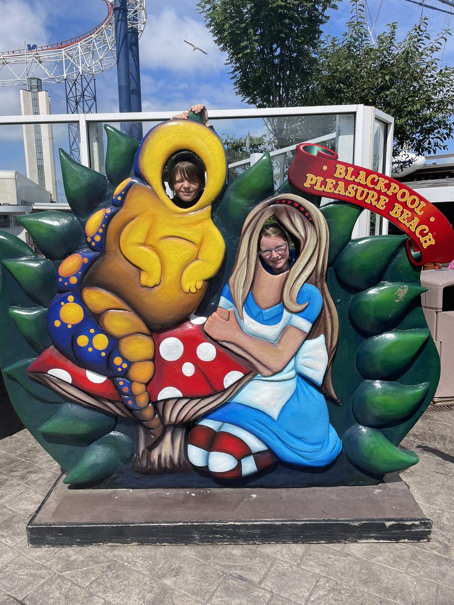 We are having the best time at Blackpool <a href="/Ringgold_BPS/">Ringgold_BPS</a> <a href="/BlackrodPSch/">Blackrod Primary</a>