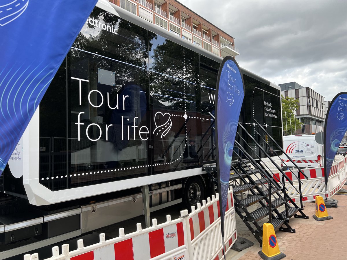 TillDemal's tweet photo. Training CABG &amp; SAVR at the Medtronic Tour for Life Truck on the UKE Campus. Coming up next: Mitral Valve Repair. https://t.co/juSsAkIpHa
