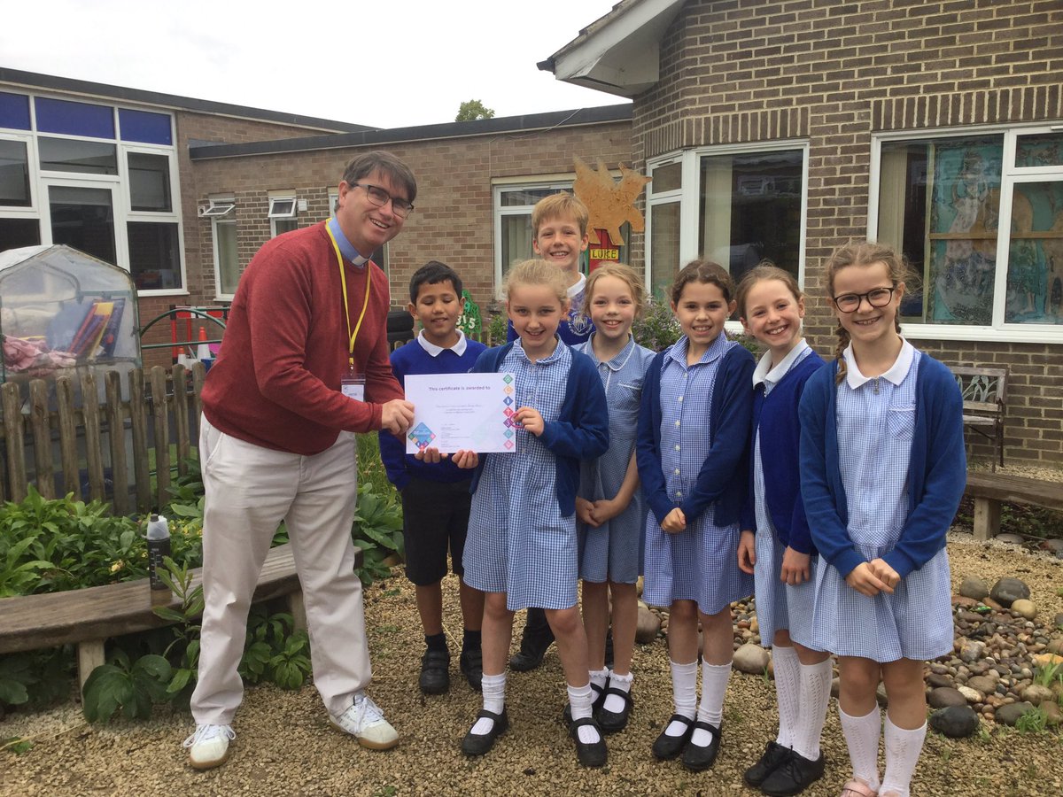 Pastor David Crunkhurn visited us today to present our Bronze RE Action Award on behalf of Gloucestershire SACRE. He was impressed by our friendly and knowledgeable Worship Committee. Well done everyone!
