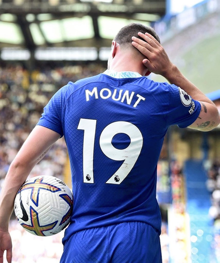 UtdFaithfuls's tweet photo. Mason Mount for Chelsea since his Premier League debut: 

• MOST chances created - 227
• MOST goals - 27
• MOST assists - 22
• MOST appearances - 129
• MOST starts - 111
• MOST Minutes played - 9,784

So Manchester United have signed Chelsea's best player then. https://t.co/pAyfmQaRYE