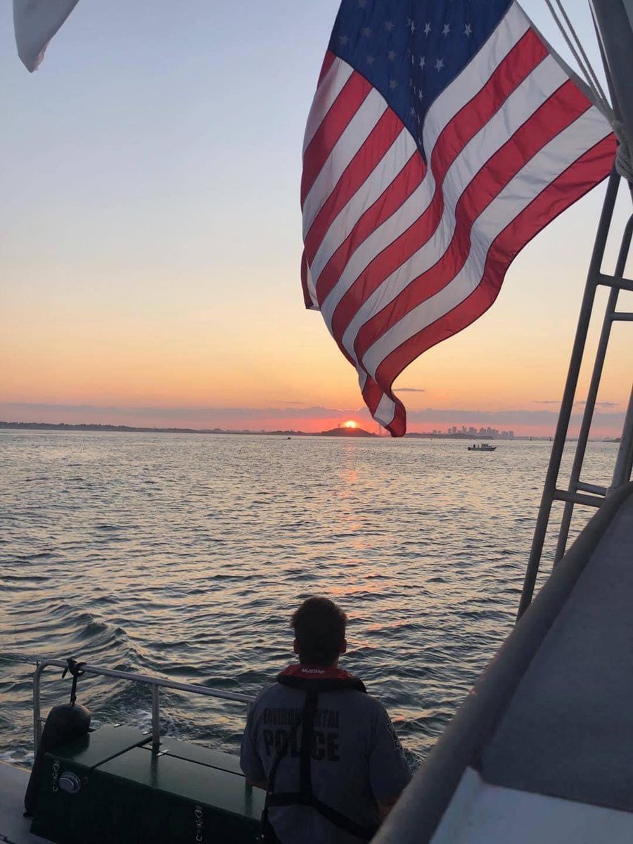 🇺🇸 Wishing you a happy and safe Fourth of July 🇺🇸