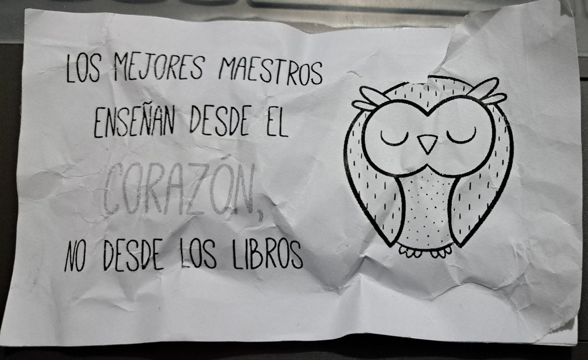 FaimesPalacios's tweet photo. Hoy recibí un MENSAJE INSPIRADOR y sentí la gran responsabilidad de pararse frente a los jóvenes y que ellos te digan maestro. "Los mejores maestros enseñan desde  el CORAZÓN, no solo desde los libros".  #másexelencia #másoportunidadesdesalvación #másmisión #upeujuliaca https://t.co/341XUbVuet