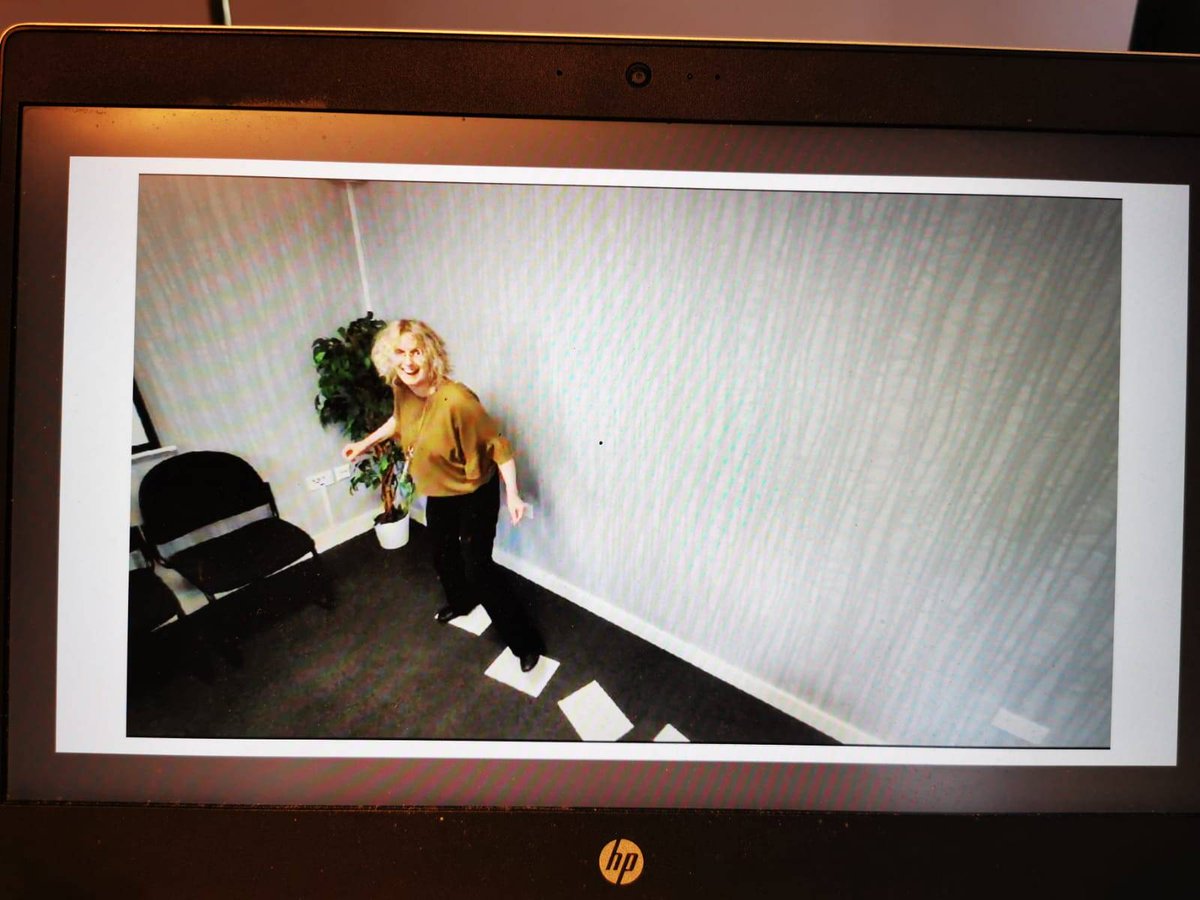 Creative English tweet media