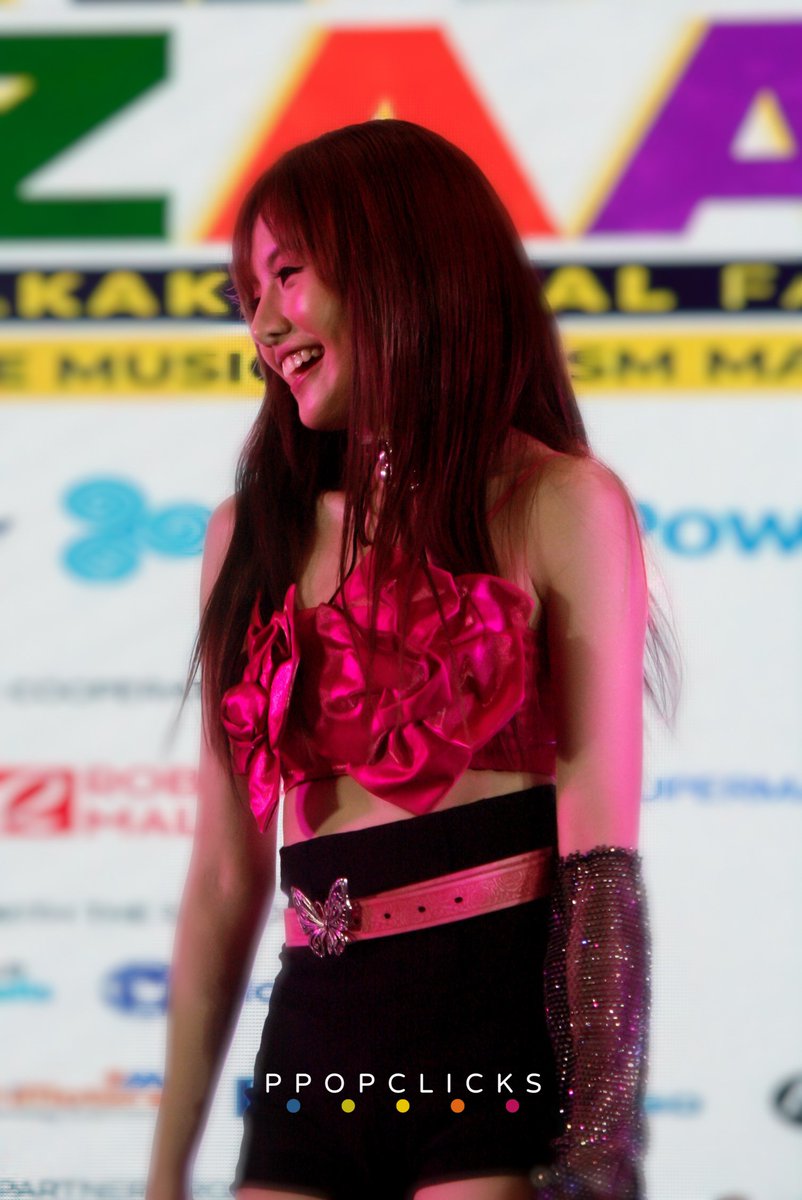 ppopclicks's tweet photo. [051923 MOA Nakakabazaar D2]
#DIONE_ELLA 💗

DIONE at NAKAKABAZAAR
#NakakaBazaar2023 #NakakaLocal #DIONExNakakaBazaar2023
@firstone_DIONE #itsDIONE https://t.co/SdVLhgChlh