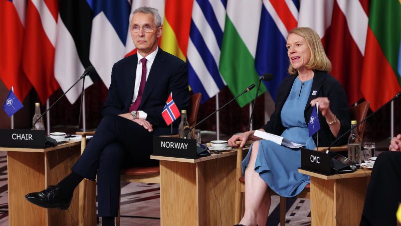 Det er bra for Nato at @jensstoltenberg sin periode forlenges med ett år. Han er en god leder som evner å finne løsninger i en svært krevende periode. Samholdet og enigheten i Nato er særlig avgjørende når vi har en angrepskrig i Europa. #WeAreNATO @NATO