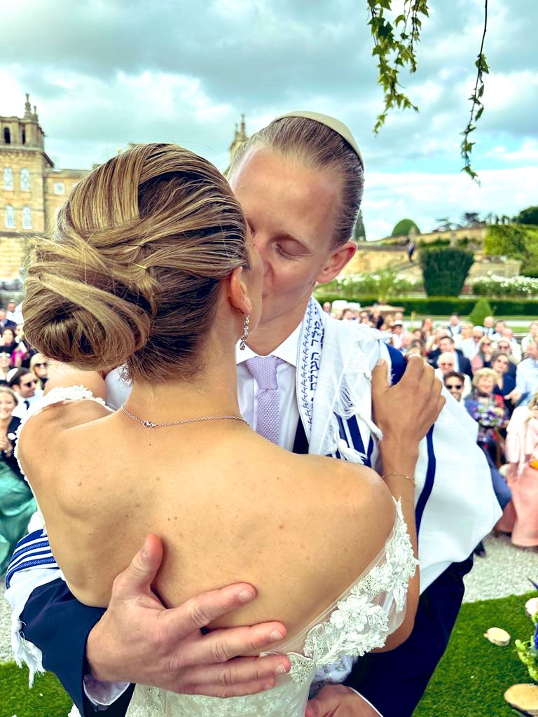 Jodie Moss tweet media