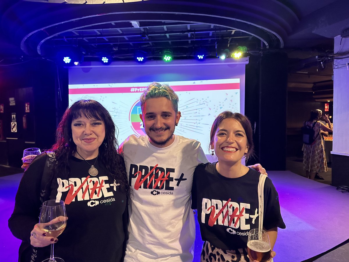 Ayer asistimos a la exitosa #PrEPParty2023, la fiesta de divulgación científica donde exploramos la #PrEP y la #SaludSexual. La @Doctora_Alvarez y @Carimarbre  nos guiaron durante este evento, junto a expertas en la respuesta del VIH como <a href="/ReyesVelayos/">Reyes Velayos</a>, Julia del Amo y Jorge