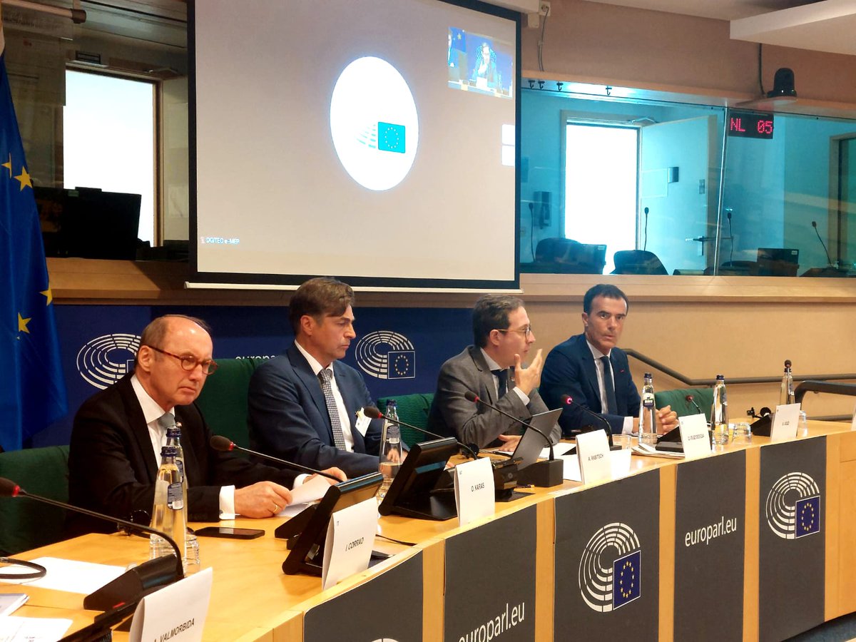DomenecD's tweet photo. Today I hosted at the @Europarl_EN 🇪🇺 a roundtable on the💡#SEEEDS project which proposes initiatives to strengthen inclusive citizen participation in the #2024EUEUElections key to strengthening European democracy #ToFedEU @Socialists_PE Many thanks to our speakers and attendees https://t.co/DcLghzXRkx